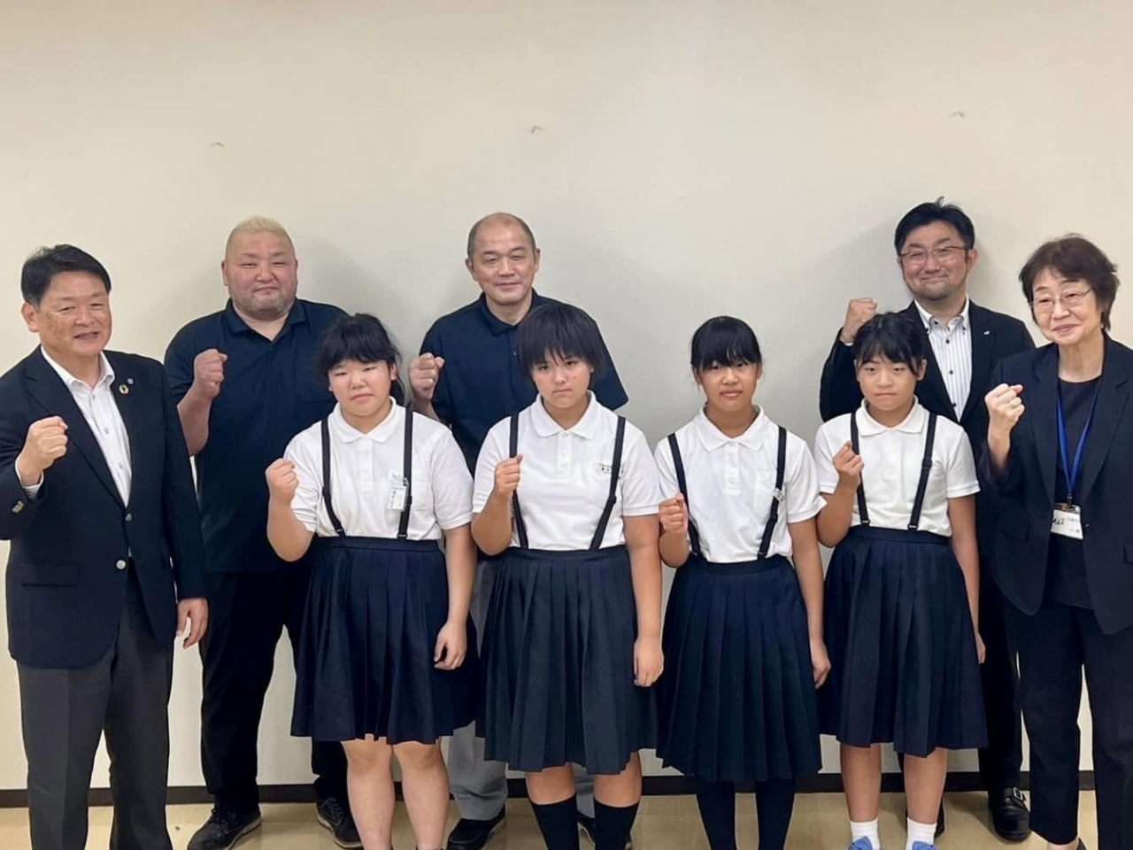 第 5 回わんぱく相撲女子全国大会伊予まつやま大会 七尾市長表敬訪問